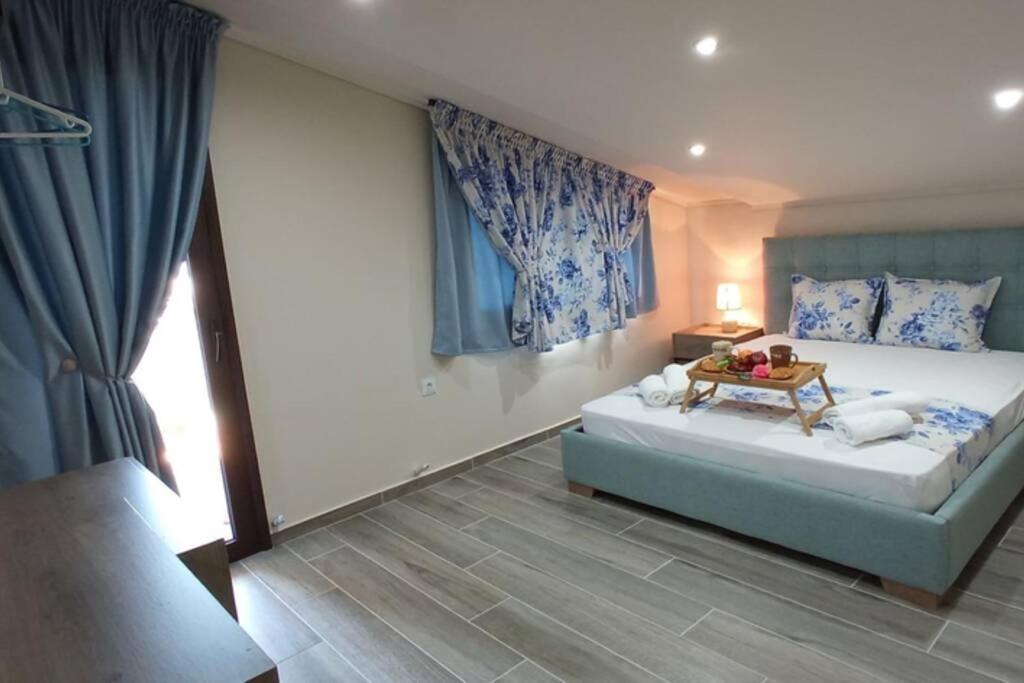 Aretoysa Center Luxury Suites 2 Néa Péramos المظهر الخارجي الصورة
