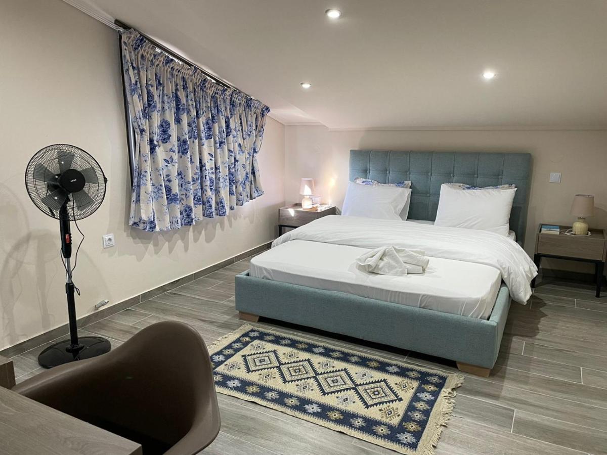 Aretoysa Center Luxury Suites 2 Néa Péramos المظهر الخارجي الصورة